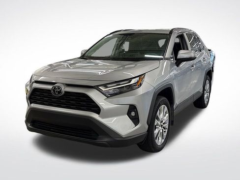Used 2024 Toyota RAV4 XLE Premium image 1