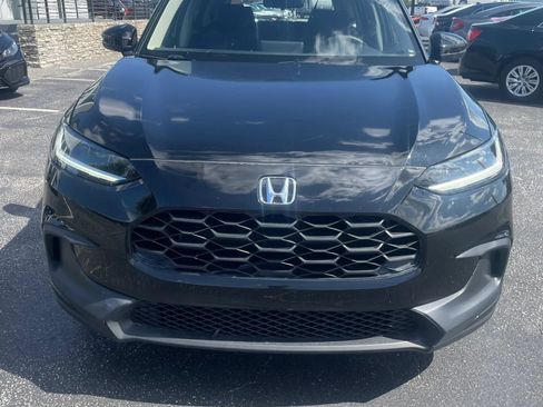 Used 2025 Honda HR-V LX image 2
