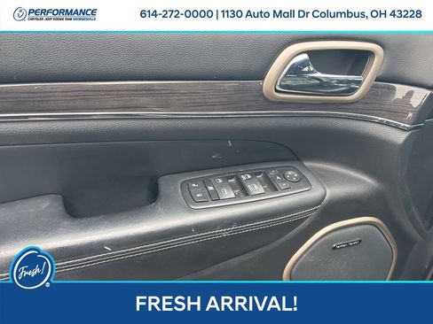 Used 2016 Jeep Grand Cherokee Overland w/ Advanced Technology Group image 19