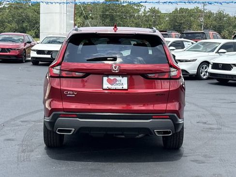 Used 2025 Honda CR-V Sport image 8