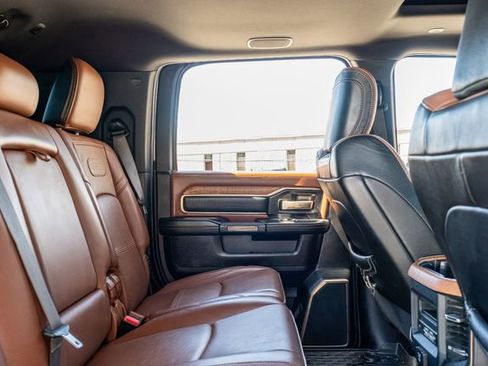 Used 2019 RAM 2500 Limited image 40