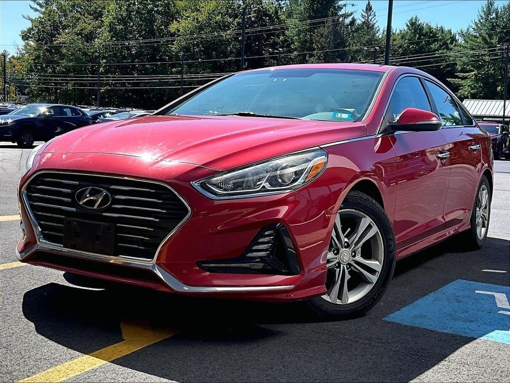 Used 2018 Hyundai Sonata SEL w/ Cargo Package FWD image 3