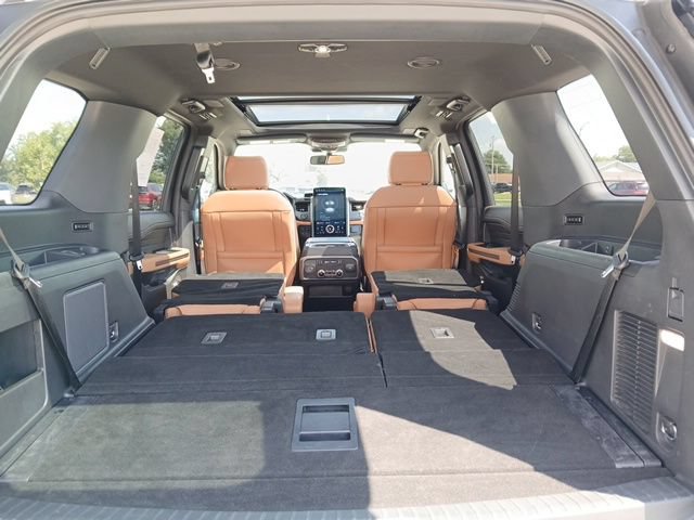 Used 2023 Ford Expedition Platinum AWD/4WD image 38