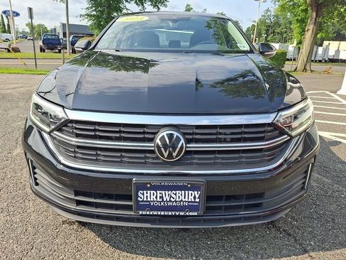 Used 2023 Volkswagen Jetta SEL FWD image 2