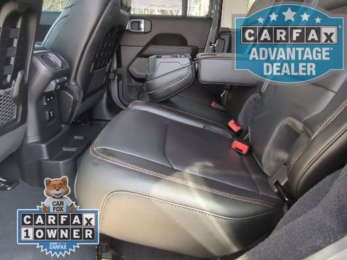 Used 2022 Jeep Wrangler Unlimited Rubicon w/ Xtreme Recon 35" Tire Package image 22