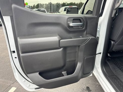 Used 2025 Chevrolet Silverado 1500 Custom Trail Boss image 22