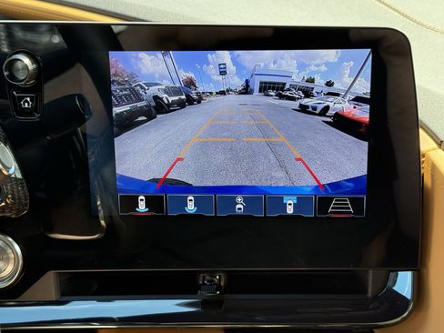 Used 2025 Chevrolet Corvette Z06 RWD image 24