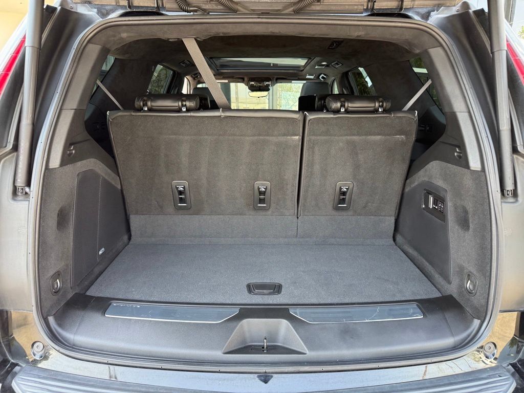 Used 2023 Cadillac Escalade V AWD/4WD image 21