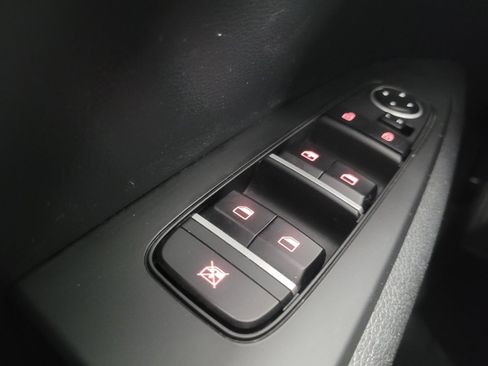 Used 2024 Kia Forte LXS FWD image 27
