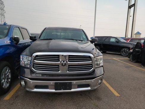 Used 2017 RAM 1500 Big Horn RWD image 2