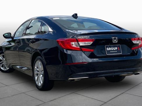 Used 2018 Honda Accord LX image 10