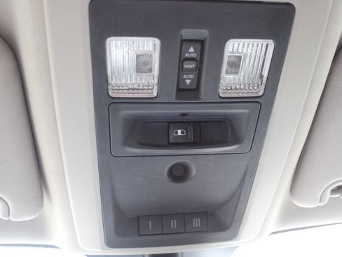 Used 2016 RAM 2500 Laramie w/ Sport Appearance Group image 30