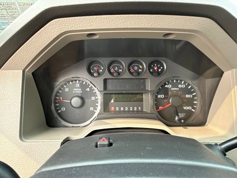 Used 2010 Ford F250 XLT AWD/4WD image 19
