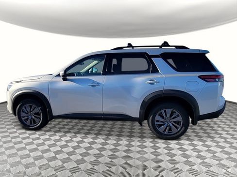 New 2025 Nissan Pathfinder SV w/ Cargo Package image 2