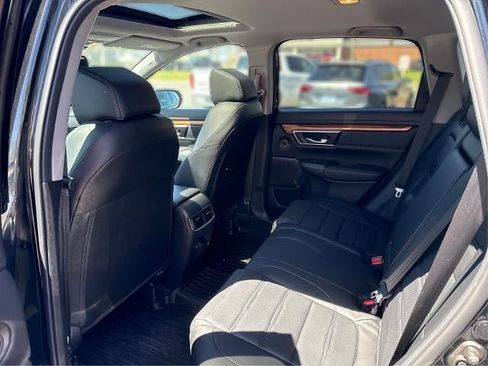 Used 2020 Honda CR-V Touring image 12