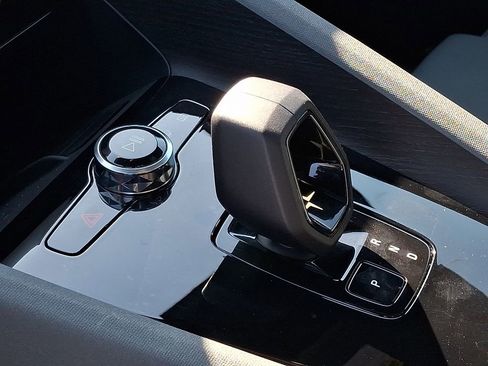 Used 2022 Polestar Polestar 2 w/ Plus Package image 15