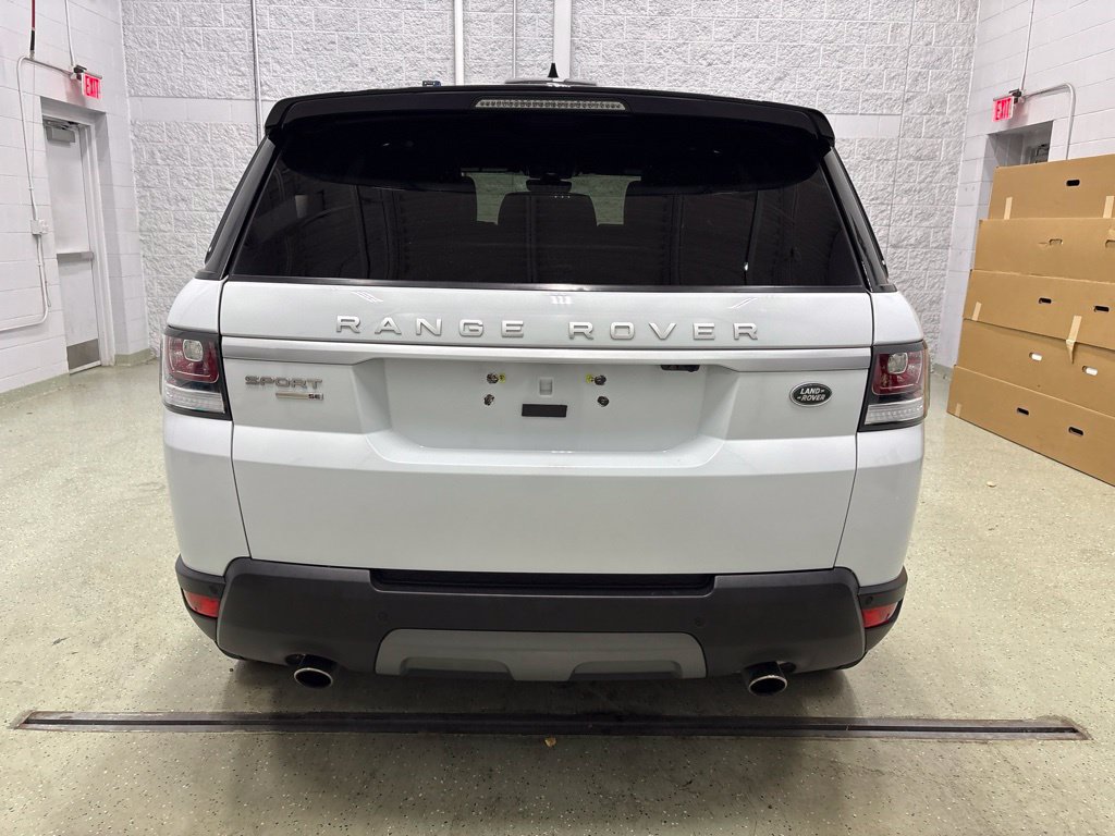 Used 2017 Land Rover Range Rover Sport SE AWD/4WD image 5