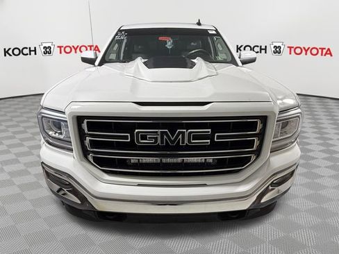 Used 2018 GMC Sierra 1500 SLE w/ SLE Value Package image 2