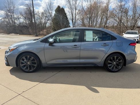 Certified 2024 Toyota Corolla SE w/ SE Premium Package image 2