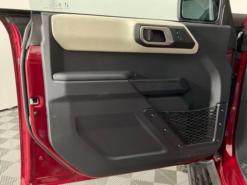 New 2026 Ford Bronco Outer Banks w/ Sasquatch Package AWD/4WD image 12
