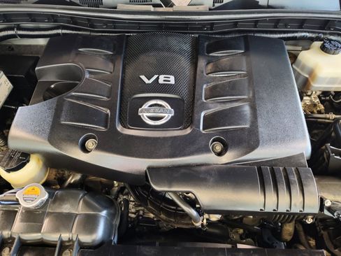 Used 2018 Nissan Armada SL w/ Premium Package image 32