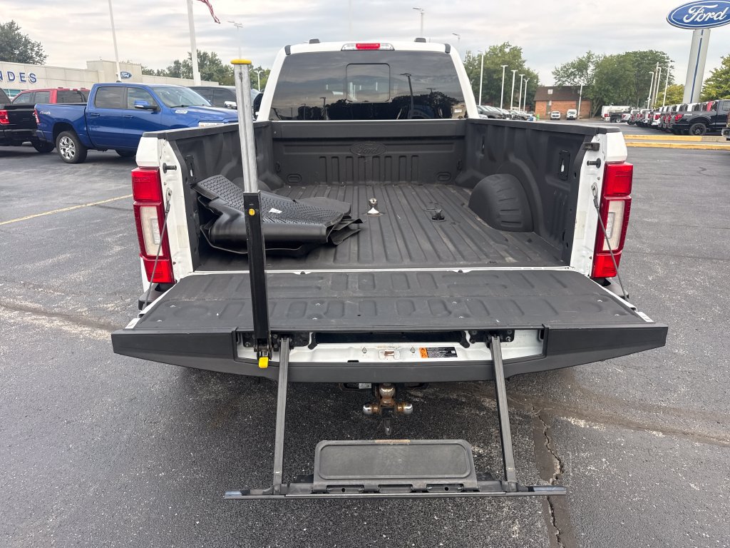 Used 2021 Ford F350 Lariat w/ Lariat Ultimate Package AWD/4WD image 15