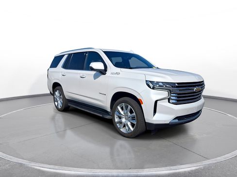Used 2022 Chevrolet Tahoe High Country AWD/4WD image 2
