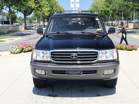 Used 2001 Toyota Land Cruiser AWD/4WD image 3