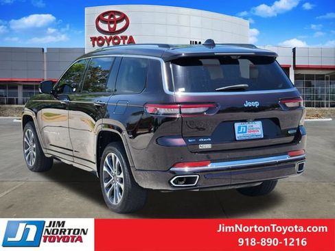 Used 2022 Jeep Grand Cherokee L Overland w/ Luxury Tech Group IV AWD/4WD image 8