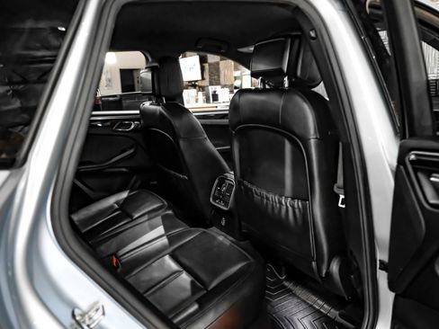 Used 2018 Porsche Macan S AWD/4WD image 31
