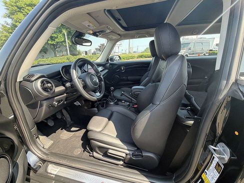 Used 2023 MINI Cooper S FWD image 10