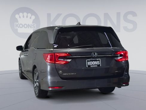 Used 2023 Honda Odyssey Touring image 10