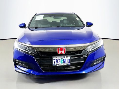 Used 2019 Honda Accord Sport image 2