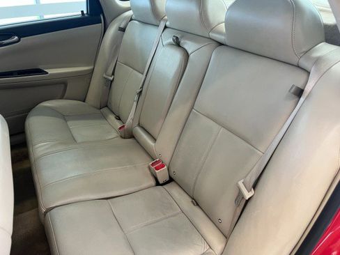 Used 2009 Chevrolet Impala LT image 30