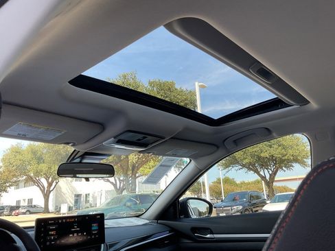 New 2025 Nissan Altima 2.5 SR w/ SR Premium Package image 25