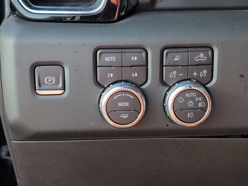 Used 2023 GMC Sierra 1500 Denali Ultimate AWD/4WD image 30
