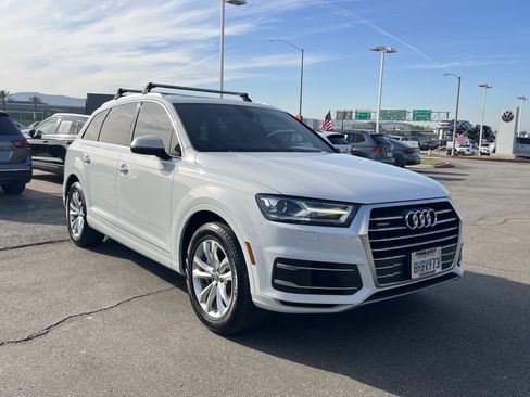 Used 2019 Audi Q7 3.0T Premium image 30