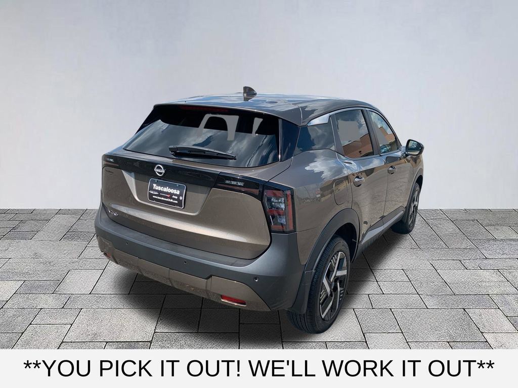 Used 2025 Nissan Kicks SV FWD image 7