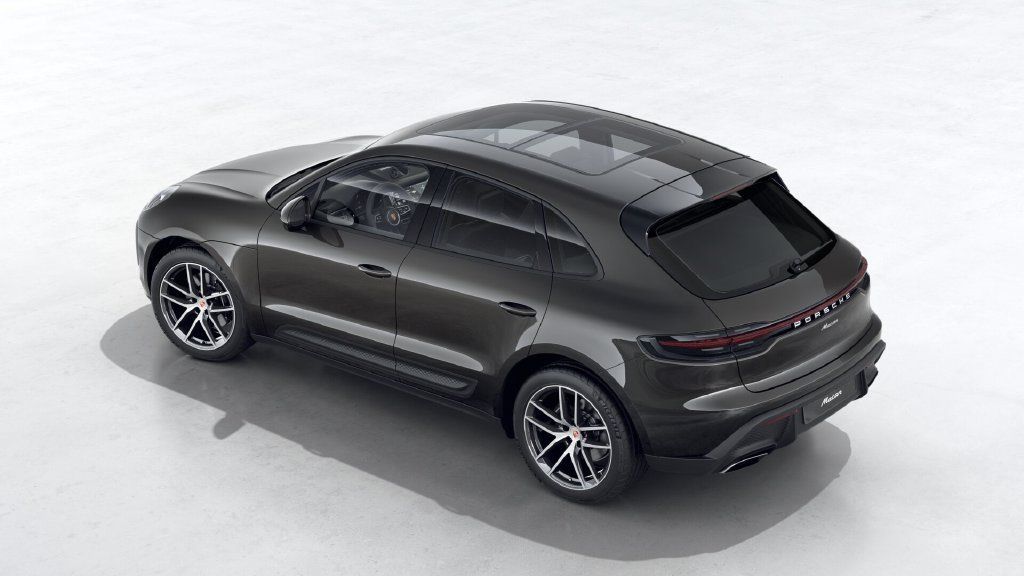 Certified 2023 Porsche Macan AWD/4WD image 12