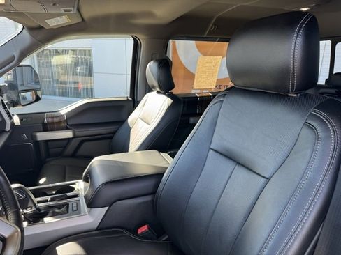 Used 2018 Ford F150 Lariat w/ Equipment Group 502A Luxury image 34