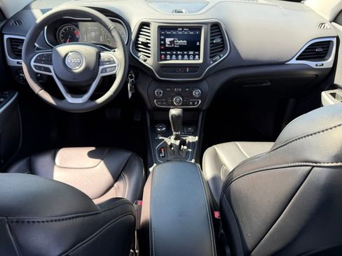 Certified 2022 Jeep Cherokee Latitude w/ Sun & Sound Group image 22