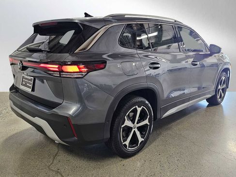 New 2025 Volkswagen Tiguan SE image 7