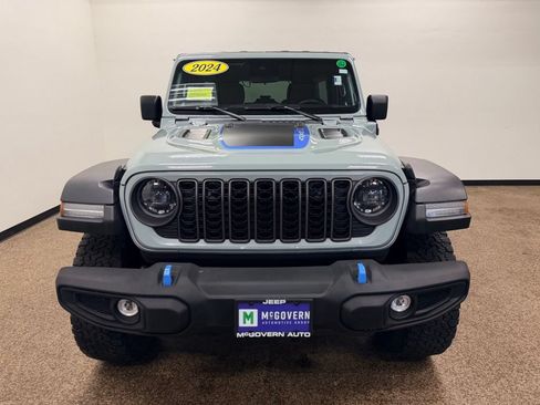 Used 2024 Jeep Wrangler Unlimited Rubicon 4xe AWD/4WD image 10