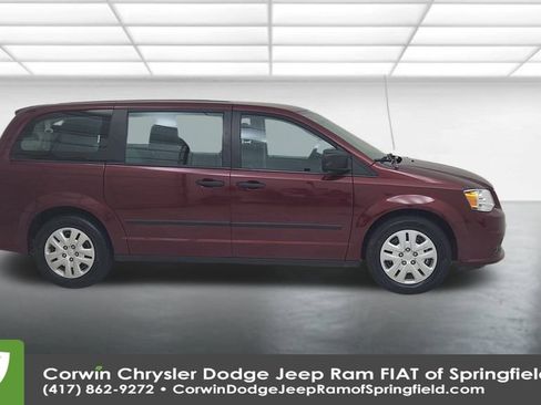 Used 2016 Dodge Grand Caravan American Value Package image 17