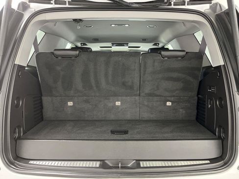 Used 2015 GMC Yukon SLT w/ Open Road Package AWD/4WD image 3