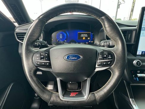 Used 2020 Ford Explorer ST w/ ST Street Pack image 43