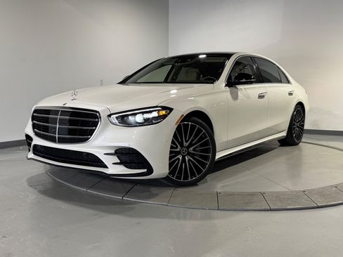 Used 2021 Mercedes-Benz S 580 4MATIC Sedan image 1