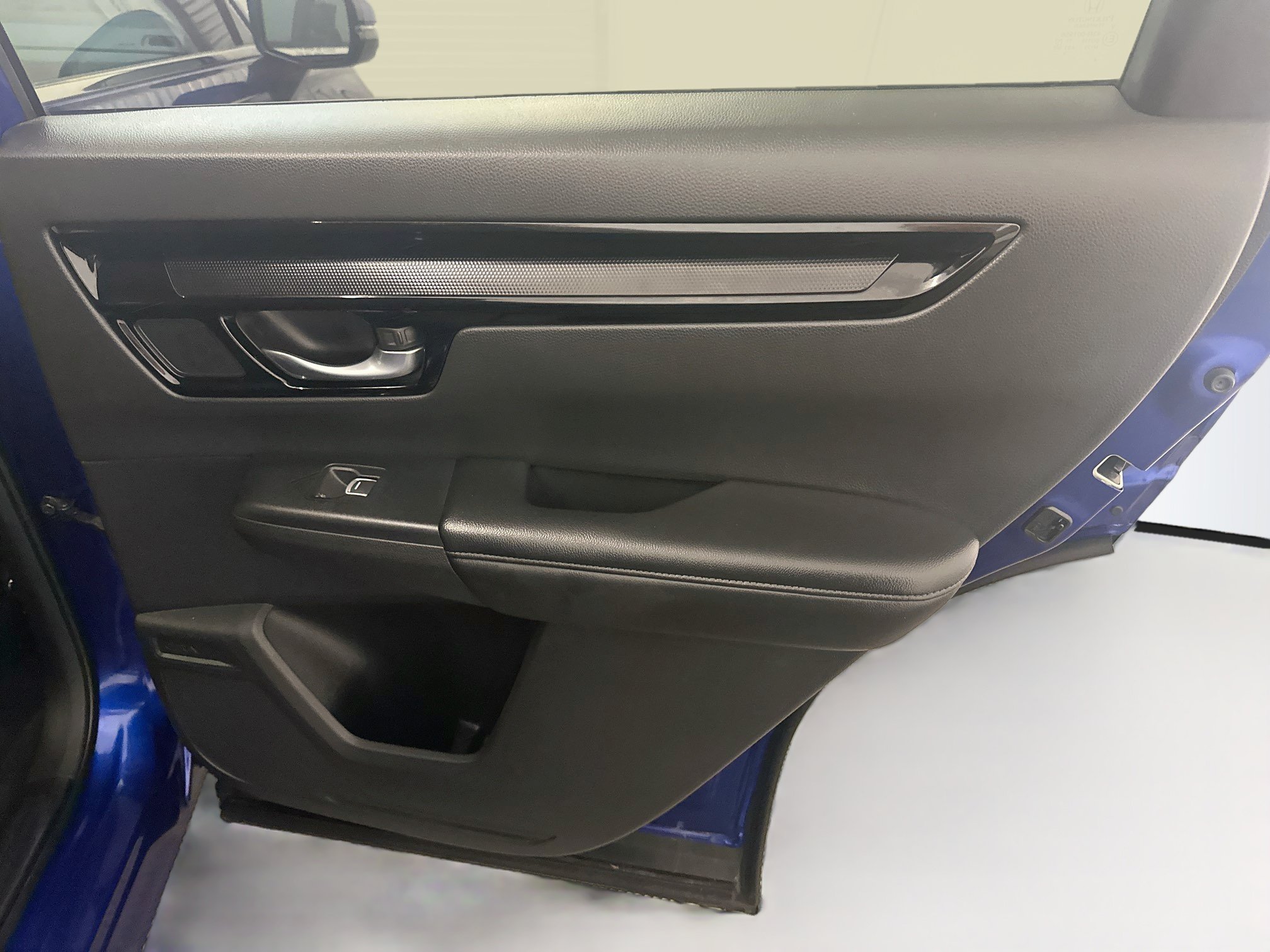 Used 2023 Honda CR-V EX-L image 32