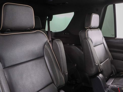 Used 2021 GMC Yukon SLT w/ SLT Premium Package RWD image 33