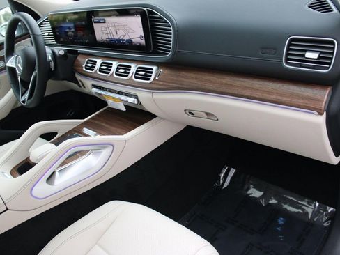 Used 2026 Mercedes-Benz GLE 350 4MATIC image 36